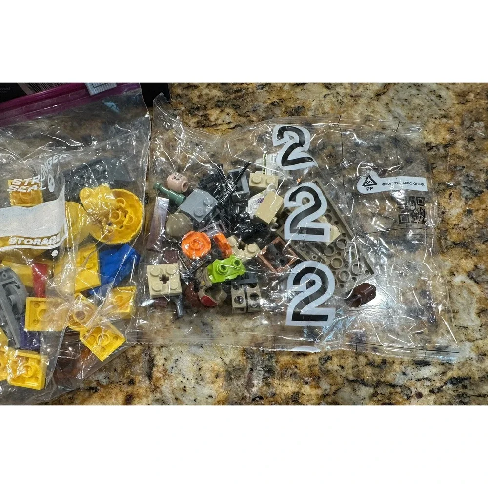 LEGO Disney and Pixar Lightyear Zyclops Chase 76830 Damaged Box PREOWNED - Picture 5 of 5